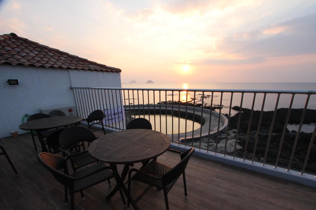 Jeju Amoje Villa Сеогвипо Екстериор снимка
