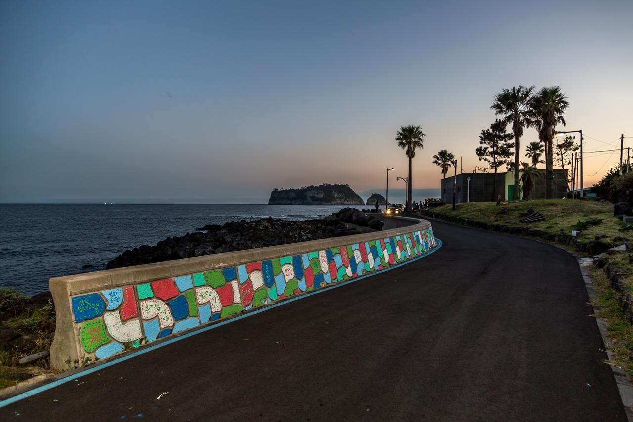Jeju Amoje Villa Сеогвипо Екстериор снимка