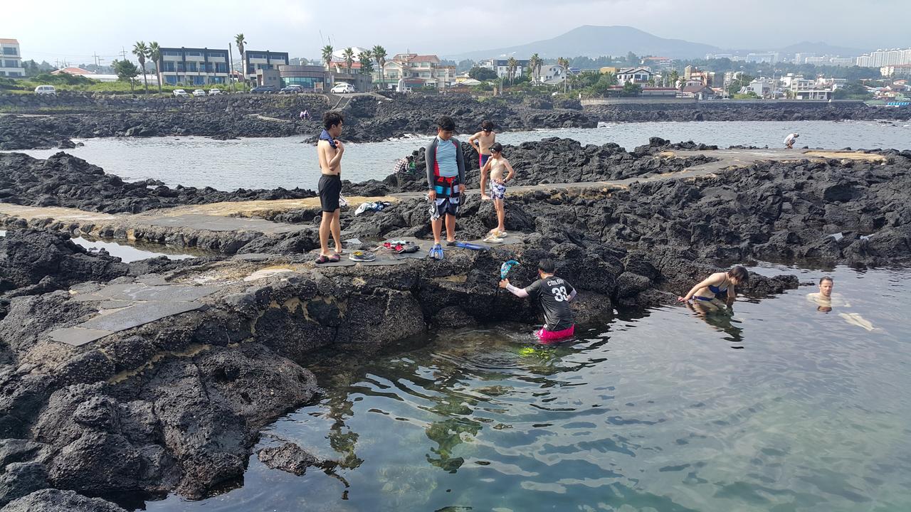 Jeju Amoje Villa Сеогвипо Екстериор снимка